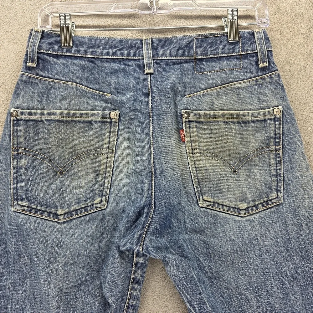 Vintage Levis Engineered Jeans Mens Blue Twisted Zip Fly Medium Wash Fits 26x28